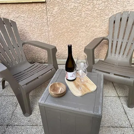 Tres Joli T2 Terrasse, Parking Cap 300m Richelieu * 아그
